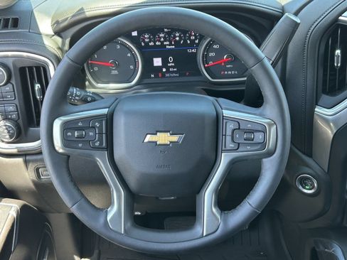 Certified 2022 Chevrolet Silverado 2500 LTZ w/ LTZ Premium Package AWD/4WD image 20