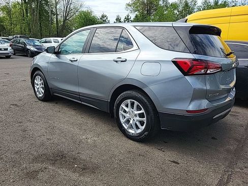 Used 2024 Chevrolet Equinox LT w/ Driver Convenience Package image 9