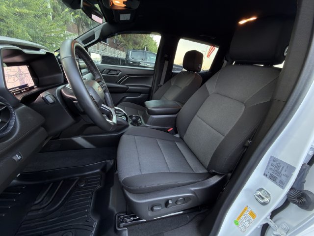 Certified 2025 Chevrolet Colorado W/T w/ WT Custom Package AWD/4WD image 29