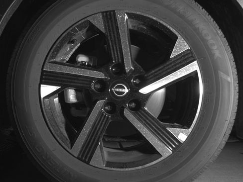 Used 2025 Nissan Sentra SV image 12