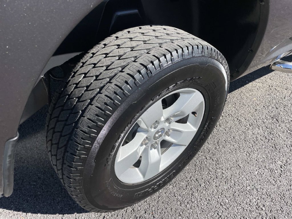 Used 2016 RAM 1500 Classic SLT AWD/4WD image 21