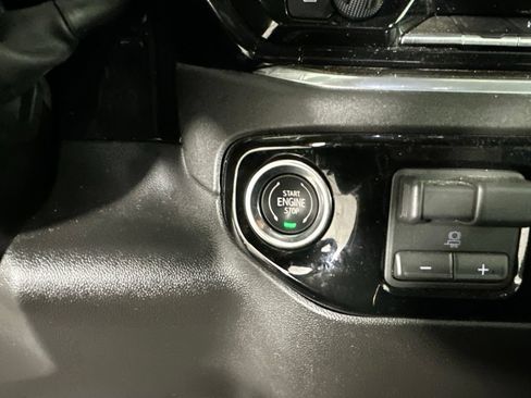 Used 2026 Chevrolet Silverado 1500 LT AWD/4WD image 22