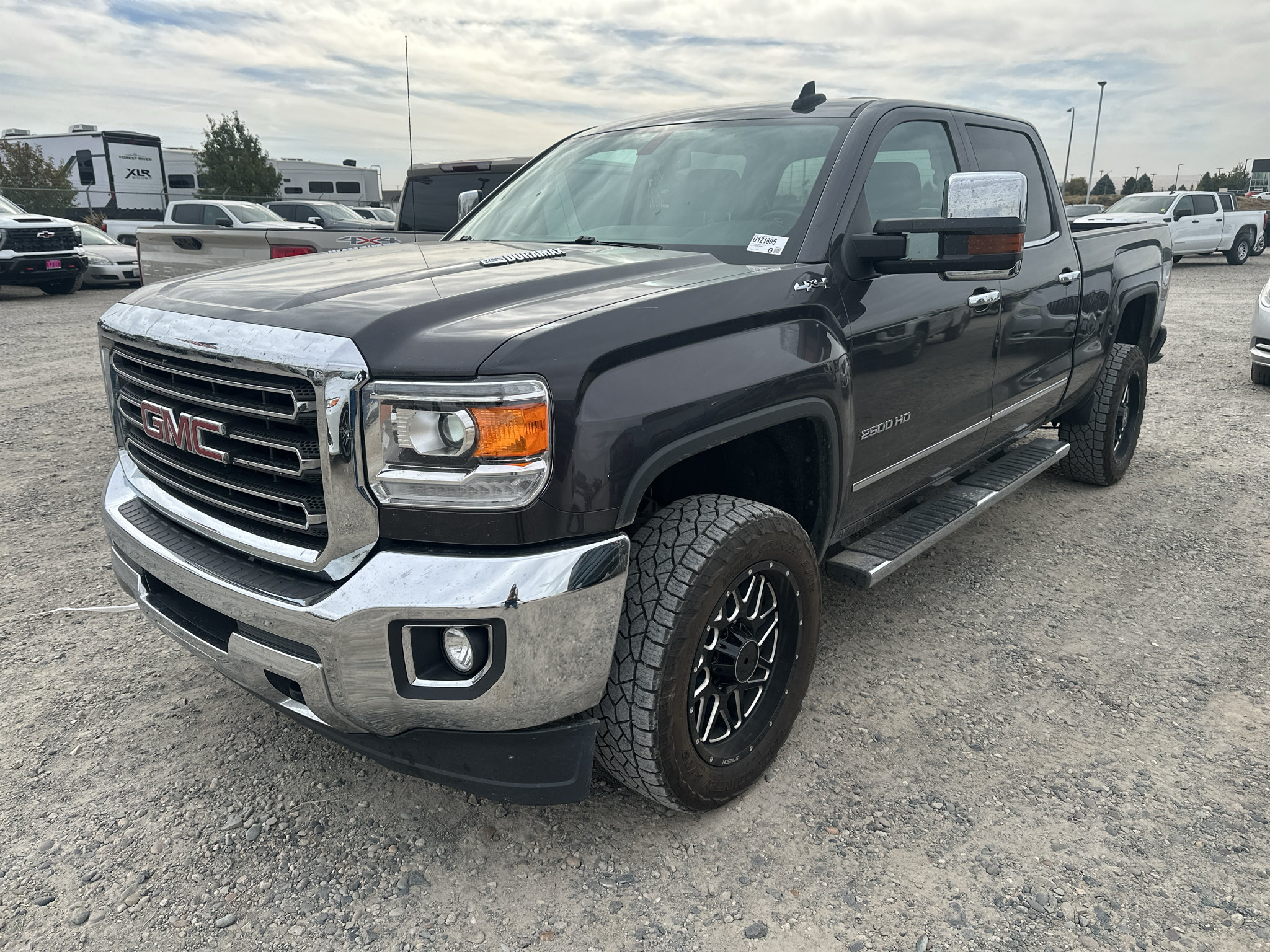 Used 2016 GMC Sierra 2500 SLT AWD/4WD image 2