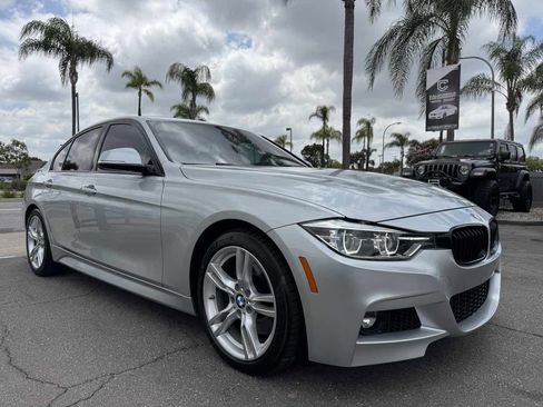 Used 2018 BMW 340i Sedan RWD image 9