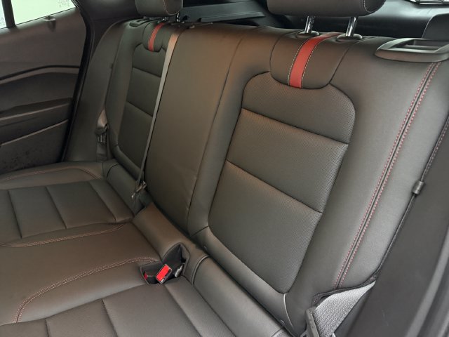 Used 2026 Chevrolet Trax RS w/ Sunroof Package FWD image 35