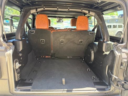 Used 2025 Jeep Wrangler Unlimited Sport AWD/4WD image 25