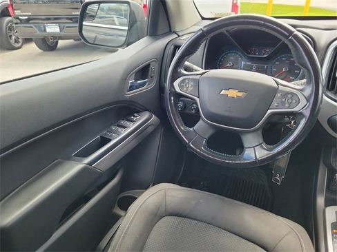 Used 2018 Chevrolet Colorado LT w/ LT Convenience Package image 15