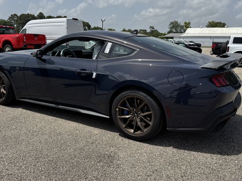New 2026 Ford Mustang Dark Horse RWD image 4