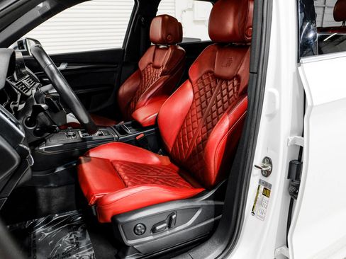 Used 2018 Audi SQ5 Premium Plus w/ S Sport Package image 40