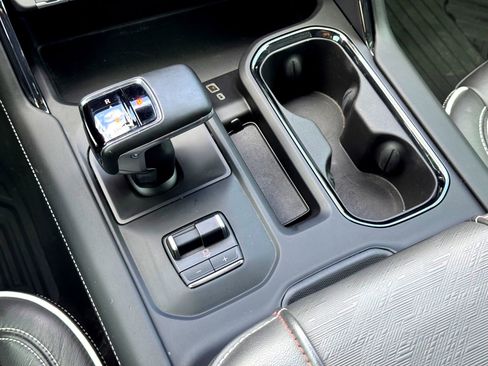 Used 2024 GMC Sierra 1500 AT4X w/ AT4X AEV Edition image 31