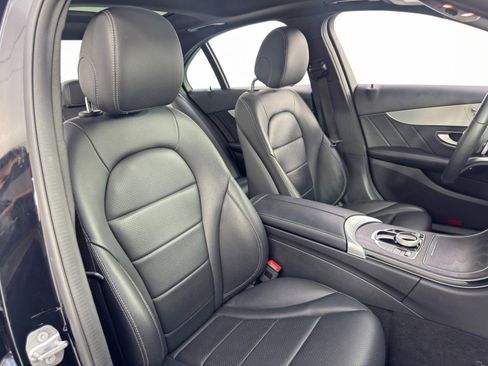 Used 2018 Mercedes-Benz C 300 Sedan image 35