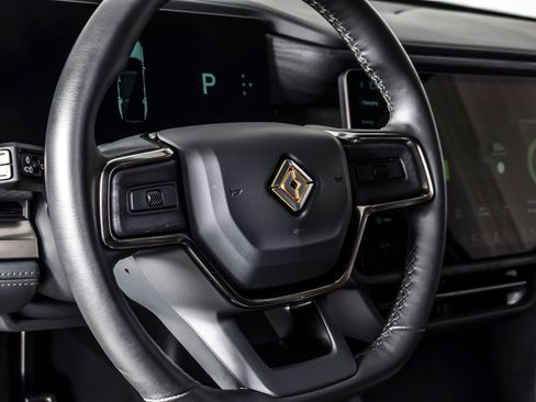 Used 2024 Rivian R1S Adventure AWD/4WD image 17