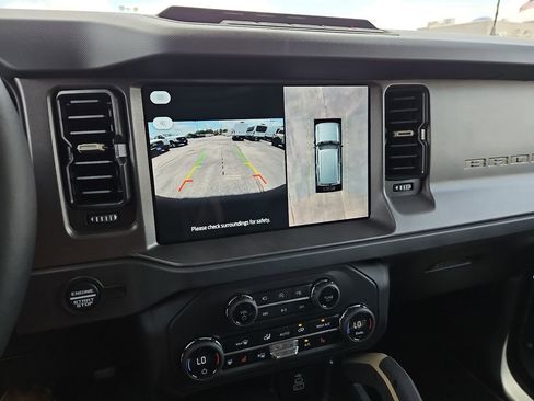 New 2026 Ford Bronco Badlands AWD/4WD image 24