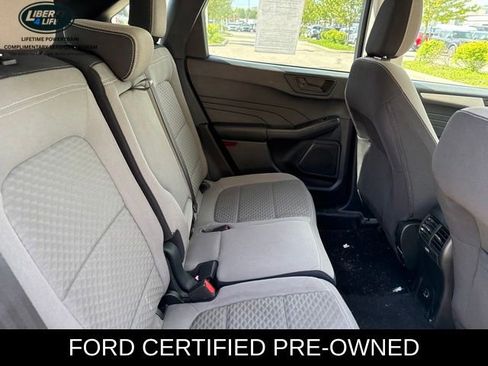 Used 2022 Ford Escape SE w/ SE Sport Appearance Package AWD/4WD image 11