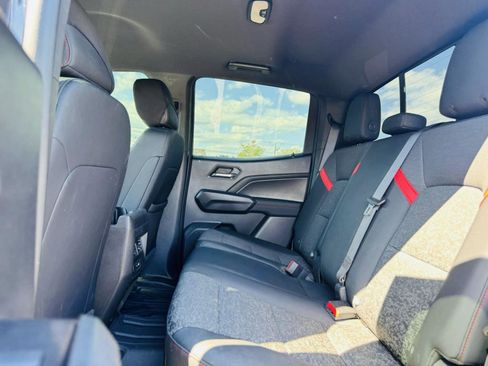 Used 2023 Chevrolet Colorado Z71 image 34