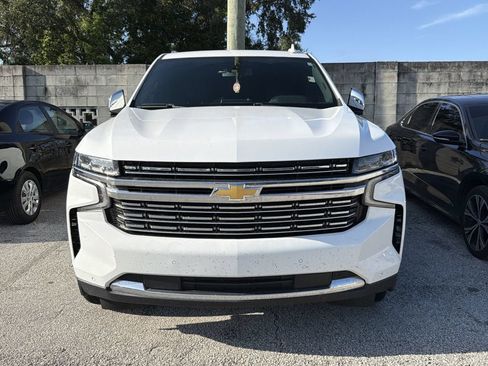 Used 2023 Chevrolet Suburban Premier AWD/4WD image 2