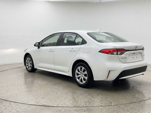 Used 2025 Toyota Corolla LE FWD image 6