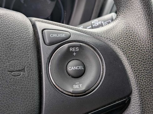 Used 2020 Honda HR-V LX image 23