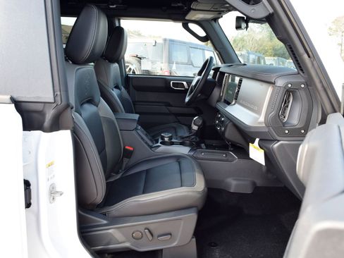 New 2026 Ford Bronco Outer Banks image 23