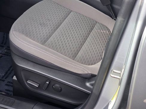 Used 2022 Ford Escape SE w/ Convenience Package image 23