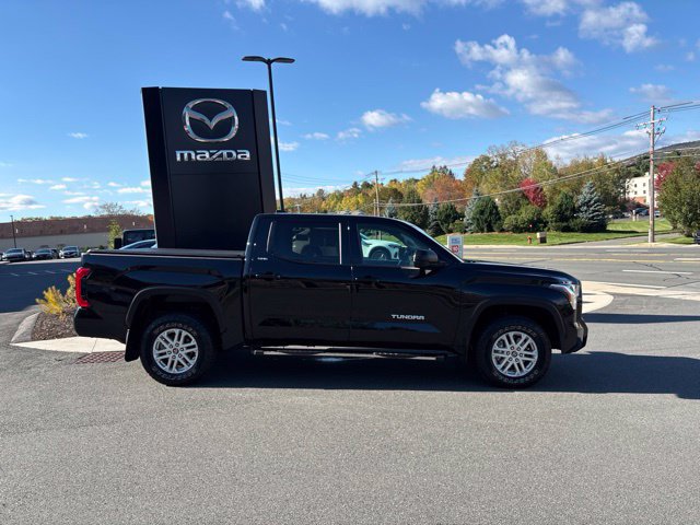Used 2024 Toyota Tundra SR5 w/ SR5 Premium Package AWD/4WD image 15