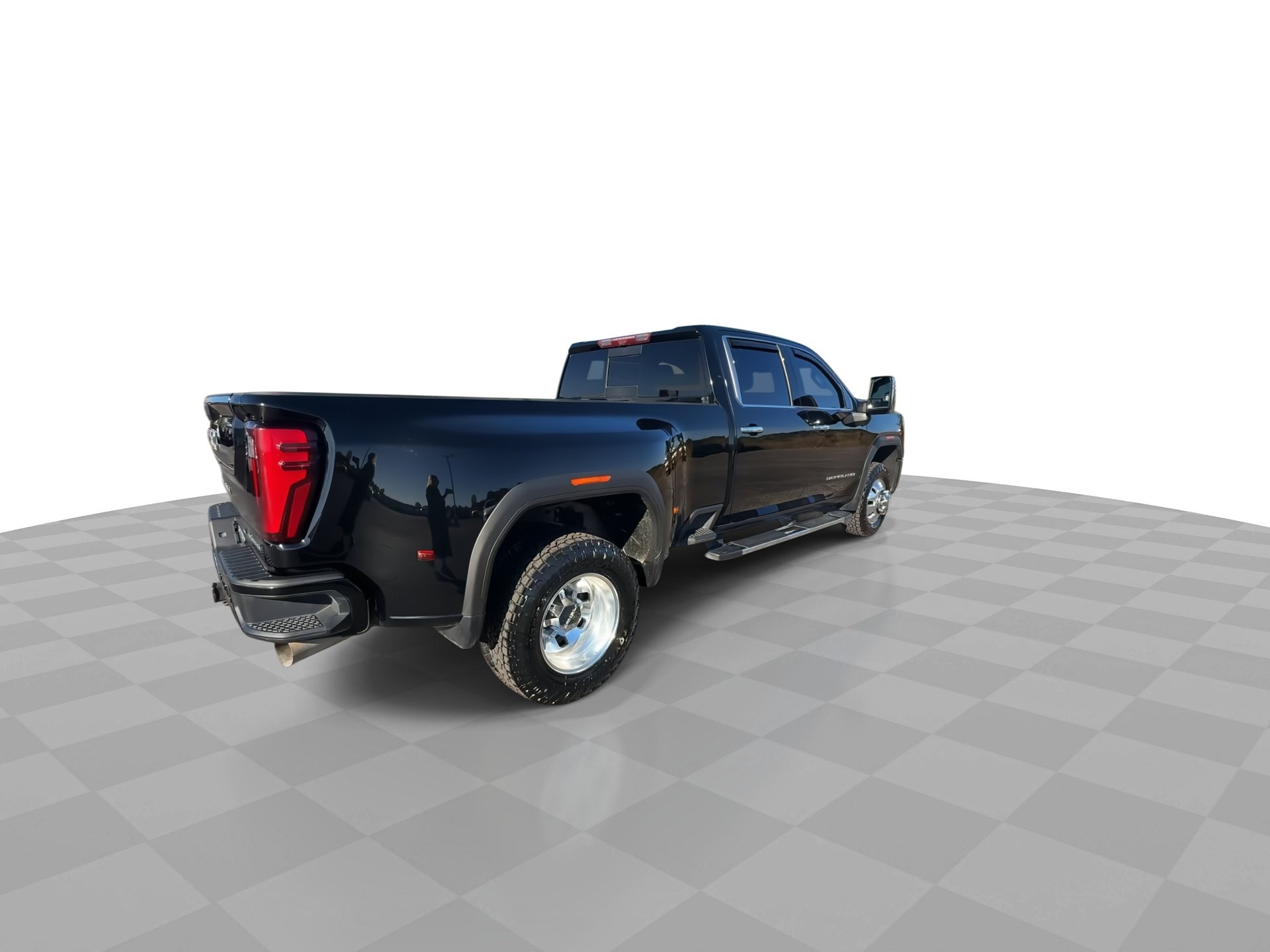 Used 2024 GMC Sierra 3500 Denali w/ Denali Reserve Package AWD/4WD image 8