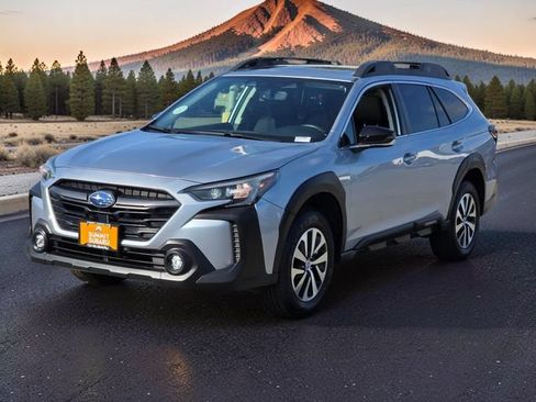 Certified 2023 Subaru Outback Premium AWD/4WD image 4