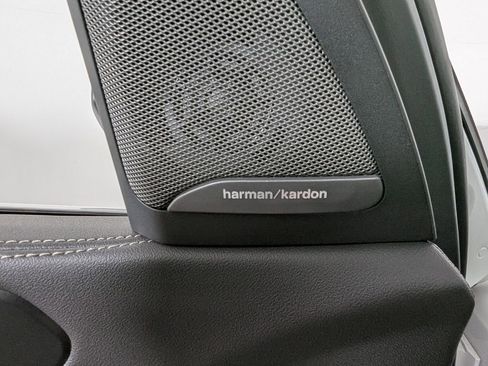 Used 2025 BMW X5 xDrive40i image 13