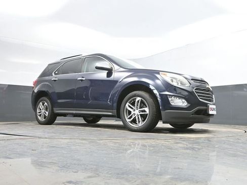 Used 2017 Chevrolet Equinox Premier w/ Enhanced Convenience Package FWD image 34
