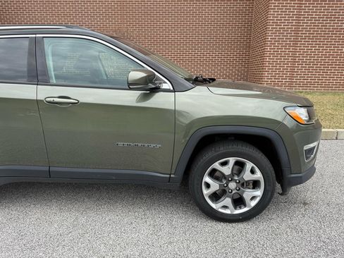 Used 2018 Jeep Compass Limited image 19