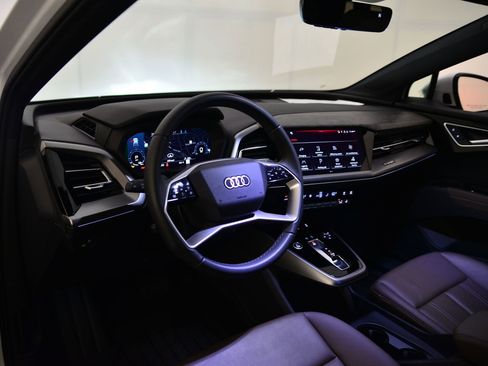 Certified 2025 Audi Q4 e-tron Premium w/ Convenience Package image 3