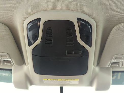 Used 2020 Subaru Outback AWD/4WD image 29