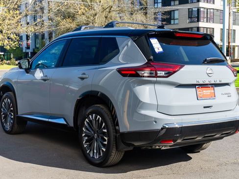 New 2026 Nissan Rogue Platinum AWD/4WD image 4