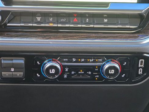 Certified 2025 GMC Sierra 3500 SLE w/ SLE Value Package image 34