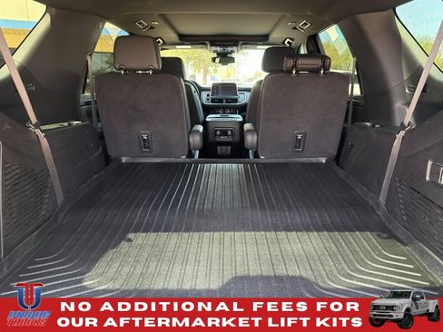 Used 2024 Chevrolet Tahoe RST w/ Luxury Package AWD/4WD image 8