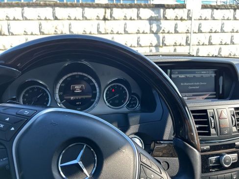 Used 2013 Mercedes-Benz E 350 4MATIC Coupe image 8