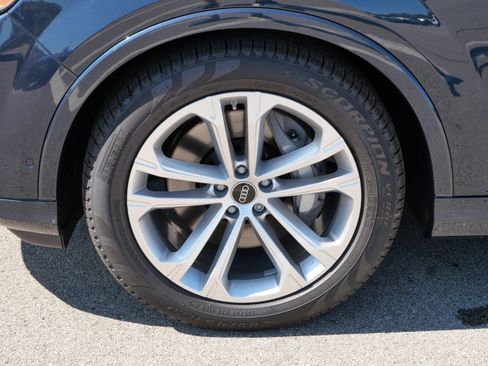 New 2026 Audi Q7 3.0T Prestige AWD/4WD image 4