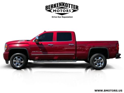 Used 2019 GMC Sierra 3500 Denali w/ Duramax Plus Package AWD/4WD image 6