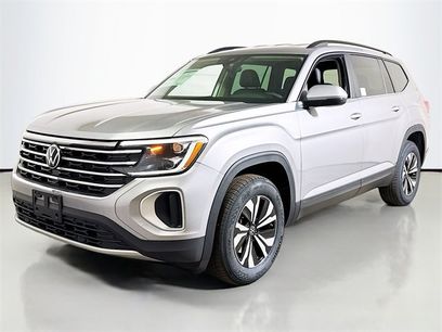 Used 2025 Volkswagen Atlas SE