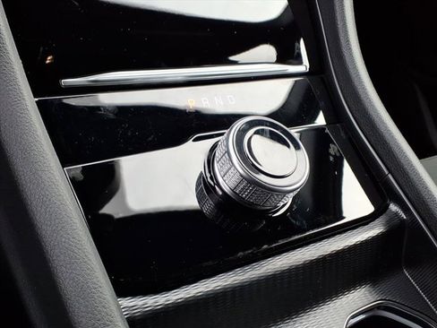 New 2026 Jeep Grand Cherokee Laredo image 10