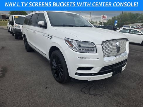 Used 2020 Lincoln Navigator L Reserve w/ Equipment Group 208A Reserve AWD/4WD image 2