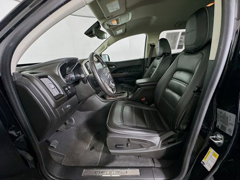 Used 2022 GMC Canyon Denali image 13