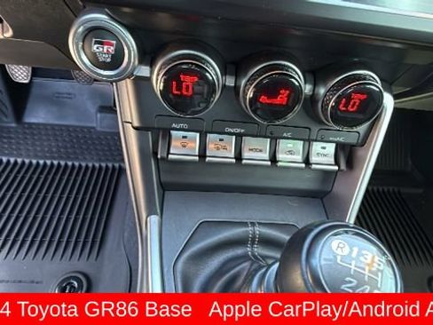 Used 2024 Toyota GR86 RWD image 14