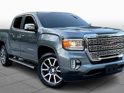 Used 2021 GMC Canyon Denali image 2