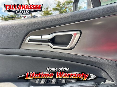 Used 2023 Kia Sportage EX FWD image 15