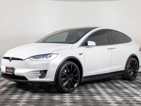 Used 2020 Tesla Model X Long Range image 1