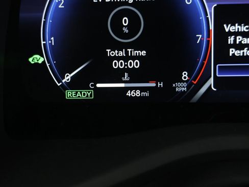 Used 2025 Toyota Camry XSE image 14