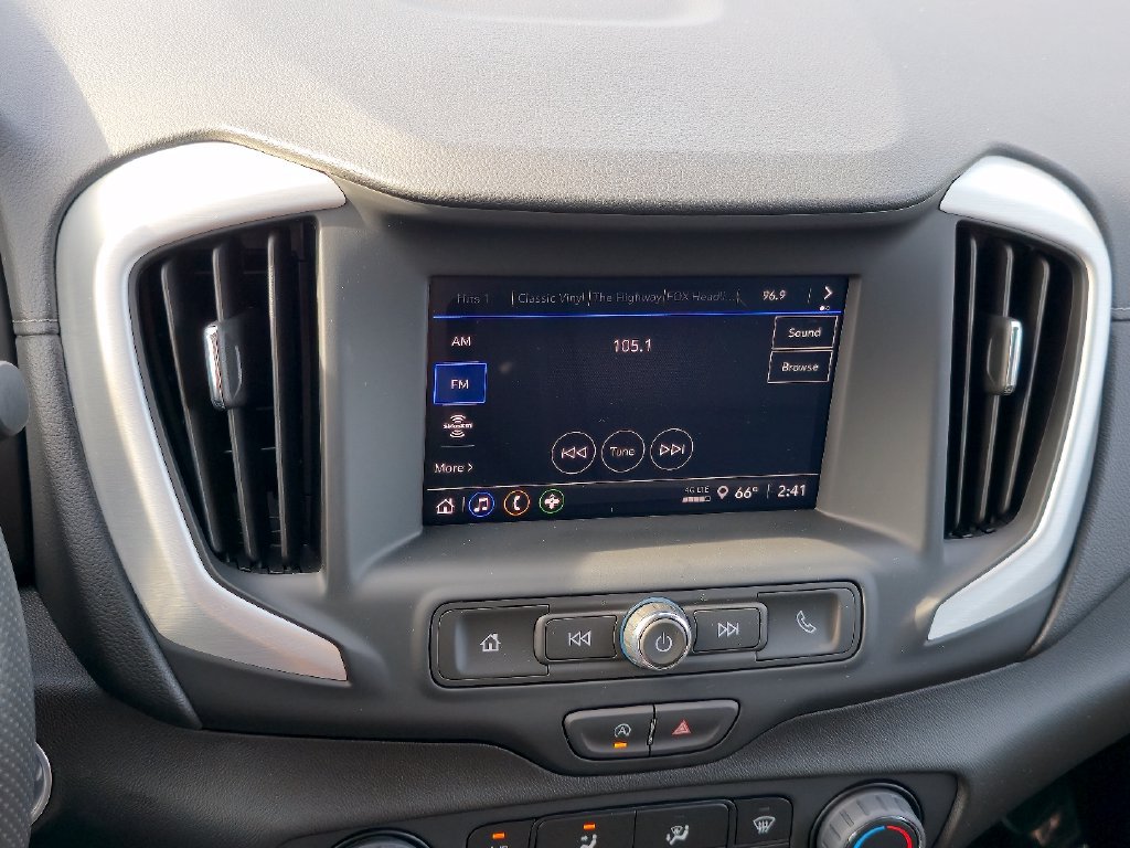 Certified 2024 GMC Terrain SLE w/ Elevation Edition AWD/4WD image 15