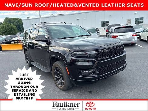 Used 2023 Jeep Wagoneer Series II AWD/4WD image 1