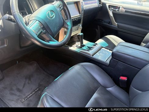 Used 2017 Lexus GX 460 w/ Navigation Package AWD/4WD image 10